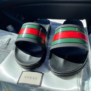 Gucci slides